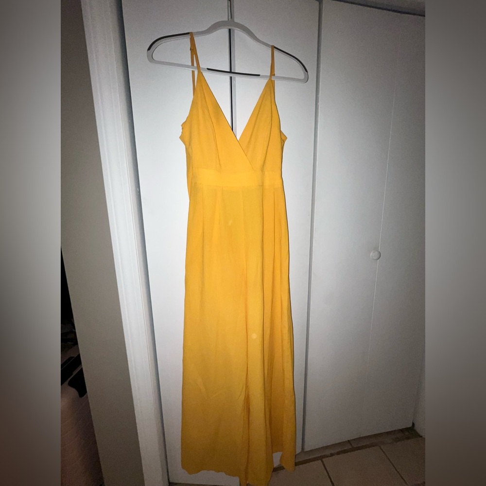 YELLOW SUMMER ROMPER🌞